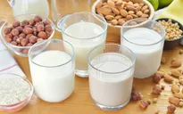Những lưu ý về dinh dưỡng khi cho trẻ uống sữa