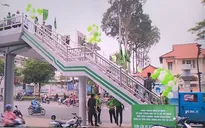 Làm mới những cây cầu bộ hành để thu hút người dân