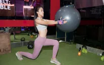 Hoa hậu Tiểu Vy hăng say tập gym chuẩn bị thi Miss World 2018