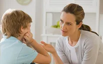 Những câu nói dối mà bất cứ cha mẹ nào cũng từng dùng