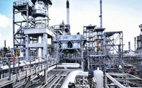 Xu thế giá dầu trước tác động của lệnh cấm vận Iran