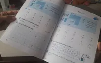 Khó kiểm soát học sinh viết, vẽ vào sách giáo khoa