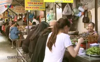 Thú vui ăn quà trong ngõ của người Hà Nội