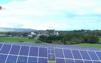 Tự cung cấp điện từ năng lượng tái tạo