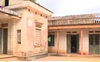 Hơn 100 nhà dân bị sụt lún nghiêm trọng do khai thác khoáng sản