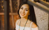 Hoa hậu Tiểu Vy mang món quà Hội An đến Miss World 2018