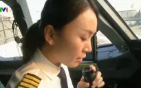 Nữ phi công vượt qua định kiến