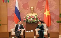 Chủ tịch Quốc hội tiếp Thủ tướng Liên bang Nga