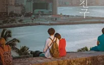 Song Hye Kyo tựa đầu ấm áp bên cạnh tình trẻ