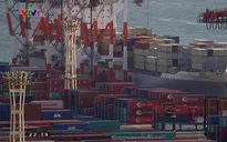 Nhật Bản thâm hụt thương mại lần đầu tiên trong 2 tháng