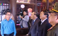 Thủ tướng Nguyễn Xuân Phúc thăm Đền thờ lãnh tụ Nguyễn Đức Cảnh