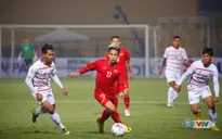 Nguyễn Phong Hồng Duy và cách ăn mừng khác thường