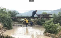 Khẩn trương khắc phục đường sắt Bắc - Nam do sạt lở