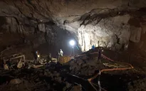 Xuyên đêm tìm kiếm hai nạn nhân vụ sập hầm vàng ở Hòa Bình