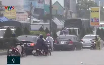 Bất thường phố thành “dòng sông uốn quanh” tại đô thị ven biển