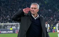 Mourinho lý giải hành động ăn mừng đầy khiêu khích với CĐV Juventus