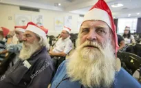 Rộn ràng lớp học làm ông già Noel tại Brazil