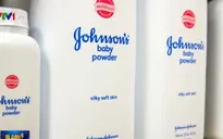 Johnson & Johnson lao đao vì bê bối chất gây ung thư