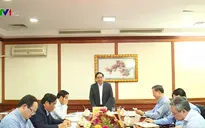 “Tập trung rà soát tiêu chuẩn chính trị đối với cán bộ”
