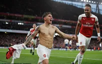 Ngược dòng đánh bại kình địch Tottenham, Arsenal trở lại top 4 Ngoại hạng Anh