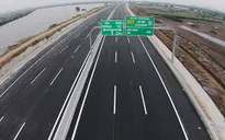 Xác minh, xử lý nghiêm ô tô chạy lùi trên cao tốc Hà Nội - Hải Phòng