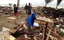 Tổng thống Indonesia yêu cầu khẩn trương cứu hộ nạn nhân sóng thần