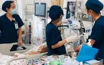 Cứu sống bé trai 8 tháng tuổi hôn mê sâu do xuất huyết não