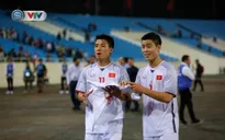 Tiến Dũng và Duy Mạnh nhắn nhủ Đình Trọng đầy "yêu thương"