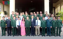 Bộ trưởng Ngô Xuân Lịch thăm Đại sứ quán Việt Nam tại Campuchia