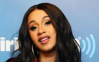 Cardi B lần đầu công khai ảnh con gái trên mạng xã hội