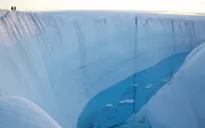 Băng ở Greenland tan nhanh đáng báo động
