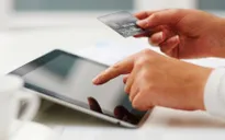 Mua sắm trực tuyến góp phần phát triển kinh doanh hàng hóa