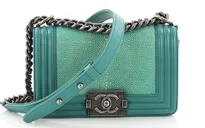 Chanel ngừng sử dụng da động vật