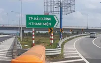 Lắp đặt bổ sung biển chỉ dẫn hướng ra tại các nút giao trên cao tốc