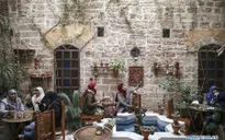 Nhà cổ hàng trăm năm tuổi "lột xác" thành nhà hàng ở dải Gaza