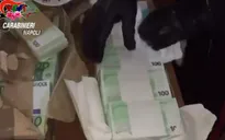 Italy thu giữ số lượng lớn tiền euro giả