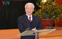 Tổng Bí thư chúc Tết Văn phòng Trung ương Đảng