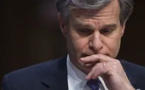 Giám đốc FBI đối mặt với sức ép từ chức sau vụ xả súng