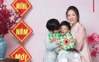 Đan Lê cùng hai quý tử rạng rỡ trong bộ ảnh chào xuân