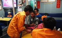 Cứu hộ kịp thời 8 thuyền viên gặp nạn tại vùng biển Hà Tĩnh