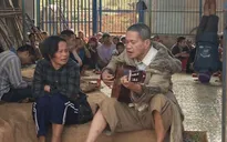 Khúc hát người điên và tình người dưới chân núi Hàm Rồng