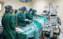 Quảng Ninh: Triển khai kỹ thuật nội soi tán sỏi thận qua da