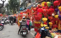 Phố Hàng Mã rực rỡ sắc màu ngày cận Tết
