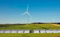 Tesla sẽ xây dựng mạng lưới năng lượng mặt trời lớn nhất thế giới trị giá 25 triệu USD