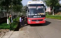 Khởi tố vụ án ném đá vào xe khách trên đường Hồ Chí Minh