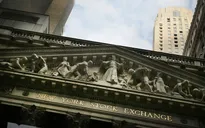 Nhiều lo ngại quanh đà giảm của thị trường chứng khoán Mỹ