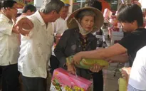 Quận 3, TP.HCM chăm lo Tết cho người nghèo