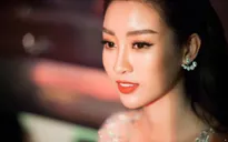 Hoa hậu Mỹ Linh đẹp không tì vết ngày đầu năm mới