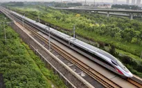 Trung Quốc thử nghiệm tàu cao tốc có tốc độ 350km/h