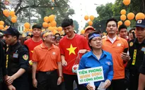 5.000 người đi bộ quanh Hồ Gươm gây quỹ vì cộng đồng